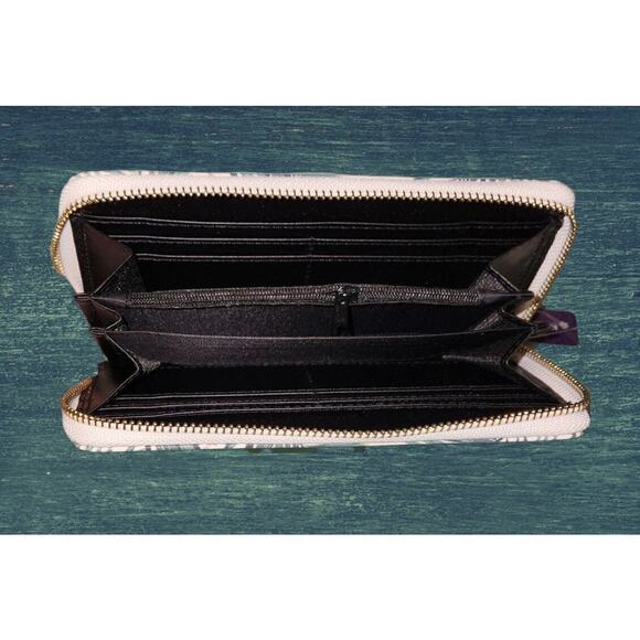 NWT Kendall & James Wallet - Picture 3 of 5